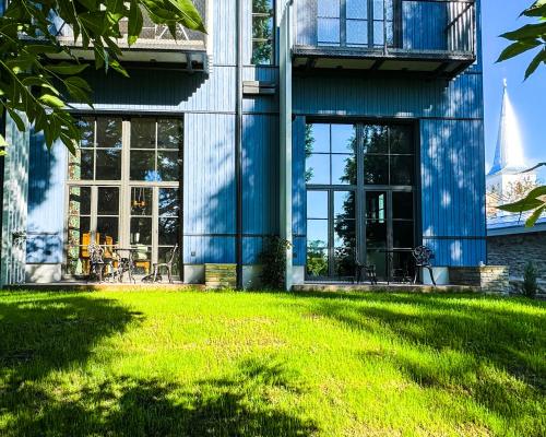 Lossipark Guest Apartments - vis-à-vis Bishop's Castle - Location saisonnière - Haapsalu