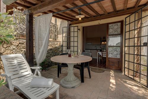 Erkély/terasz, Agriturismo Il Gheppio in Guardistallo
