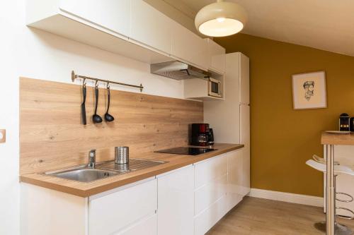 Kitchen, DIFY Reinach - Jean Mace in La Presqu'Ile