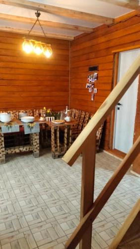 Вілла 4 качки - будинок з чаном в лісі біля Львова in Lypnyky