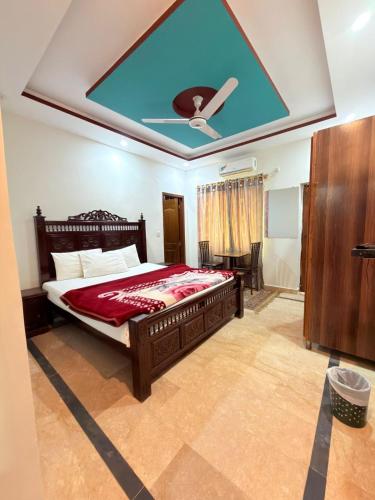 Star Light Guest House - image 2