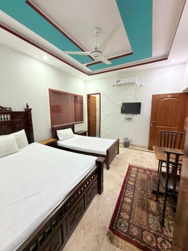 Star Light Guest House - image 3