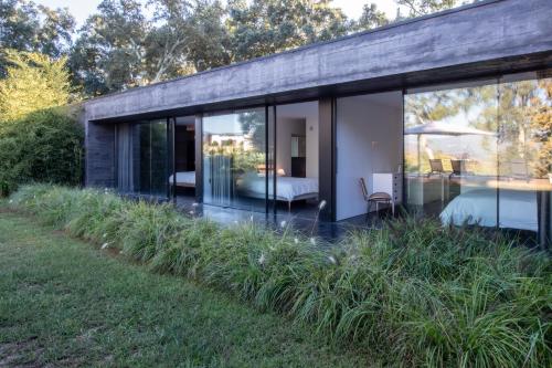 Casa dos Sobreiros by LovelyStay in อาร์โนยา