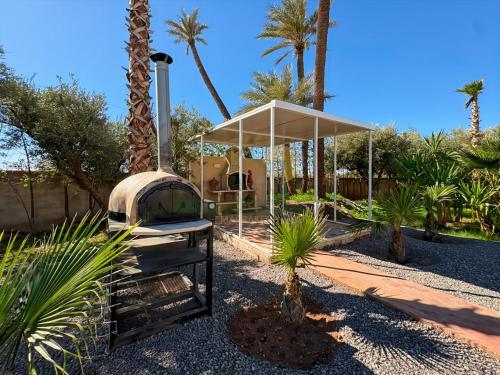 Maison de charme aux portes de Marrakech-vue Atlas in Talamanzou