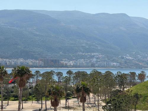 In Heart of Vlora right in the City Center Apartment with 2 Bedrroms with Sea View - image 3