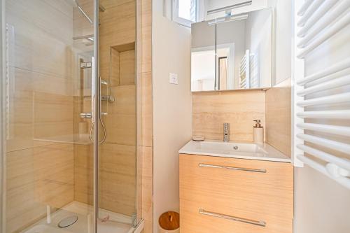 Appartement Suite Aux Portes de Paris near Nord Mayenne
