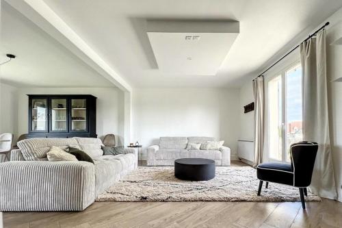 Spacious house 300m from the beach in Ерманнвіль-сюр-Мер