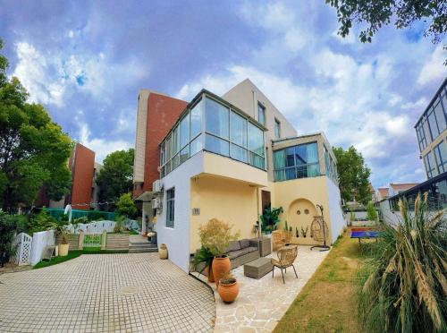 Villa near Shanghai Disneyland perfect for vacation and party