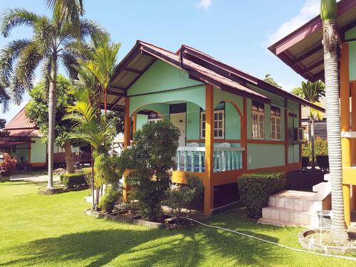 Sun Beach Bungalows