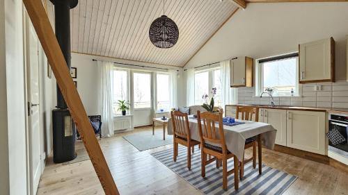 廚房, Cottage close to nature and the sea SE09179 in 法格菲亞爾