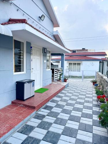 The Jade Highlands Mountain View 2 bhk Villa - image 5