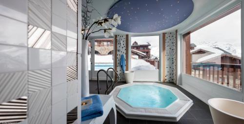 Vruća kupka, Hotel Village Montana by Les Etincelles in Tignes