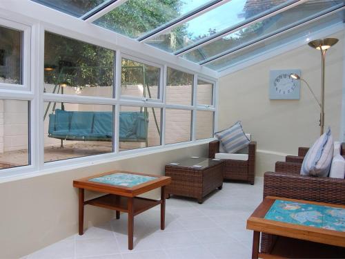 Iekārtas, 4 Bed in Swanage oc-dc046 in Studland