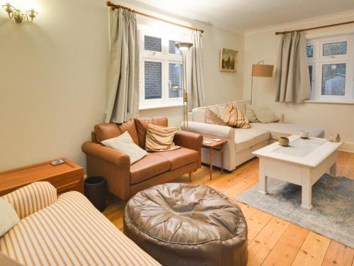 Iekārtas, 4 Bed in Swanage oc-dc046 in Studland