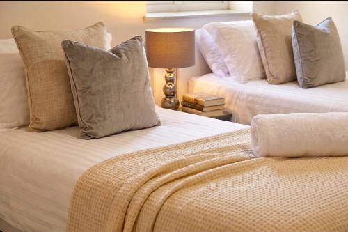 Horizon House, Luxury 2-Bedroom Ground floor flat, Parking, WiFi, Netflix 3