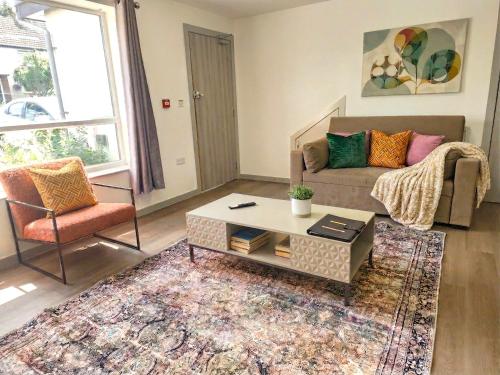 Horizon House, Luxury 2-Bedroom Ground floor flat, Parking, WiFi, Netflix 5
