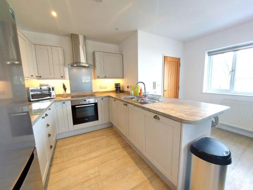 Meadow View Apartments near Fistral Blu