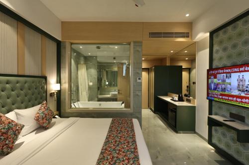 Double room, spa bathtub