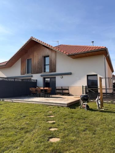 Maison La Bullette à 10 min de Pontarlier (Maison La Bullette a 10 min de Pontarlier) in Granges-Narboz
