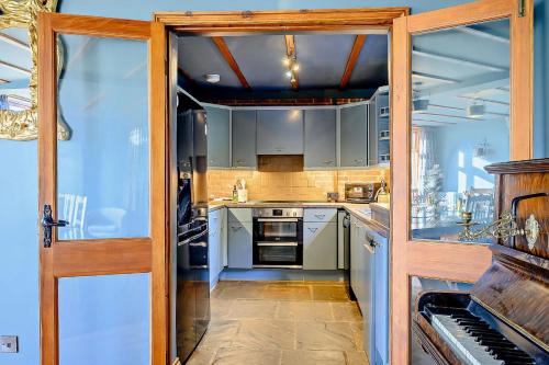 Iekārtas, 3 Bed in Long Itchington oc-c28189 in Longičingtona