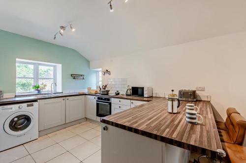 Iekārtas, 2 Bed in Askrigg oc-b27667 in Marseta