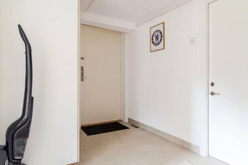 Kattarp Home Cellar - Free Parking & Private Entrance in Sodra Sofielund