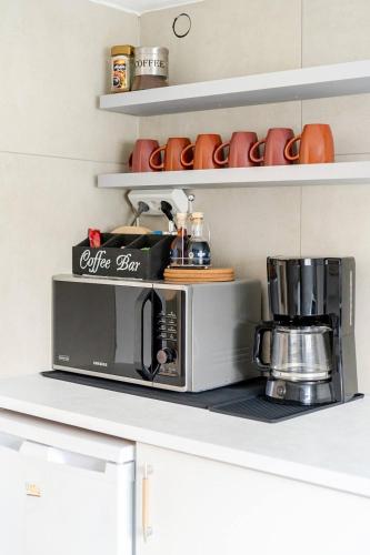 Kitchen, Kattarp Home Cellar - Free Parking & Private Entrance in Sodra Sofielund