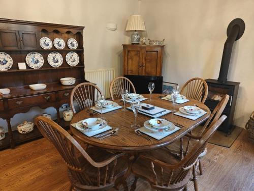 Iekārtas, 3 Bed in Askrigg oc-w29833 in Marseta
