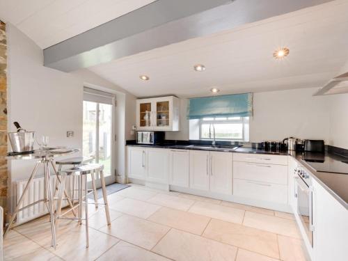 Iekārtas, 1 Bed in Richmond oc-g0165 in Gilling West