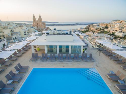 Piscina, Maritim Antonine Hotel & Spa in Mellieha