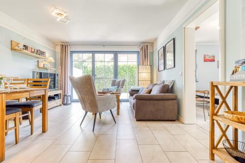 Villa Ostseestern Wohnung "Sonnenseite" in Zingst, Deutschland