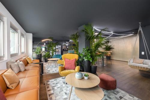 Shared lounge/TV area, LivingTown Lofts Zurich in Zürich