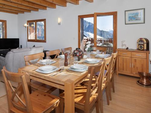 Chalet Orchidée by Interhome