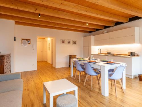 Apartment Vista Lago Consolini by Interhome