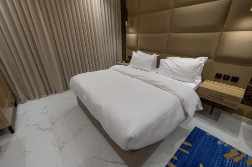 Studio with stylish design and self check-in