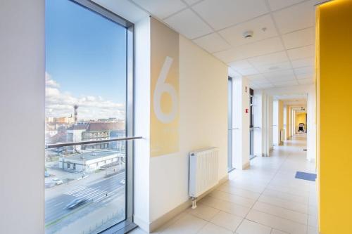 Close to Center - Balcony - NEW - AirCon - image 6