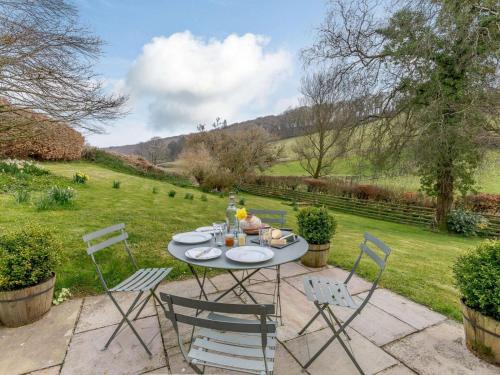 Iekārtas, 2 Bed in Dulverton oc-47152 in East Anstey