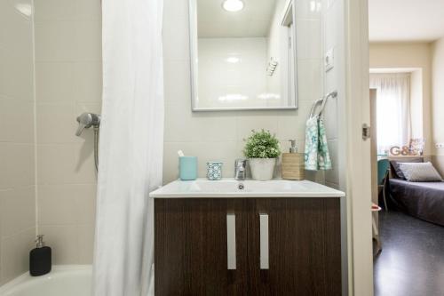 Residencia Universitaria Erasmo - image 14