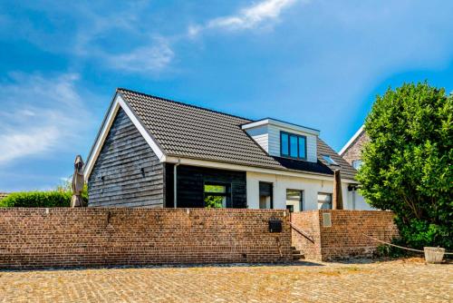 Gastenverblijf Den Burtman in Lamsvārde