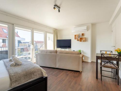 Studio Studio 4-3 with balcony & airco by Interhome – khách sạn tại Vicogne