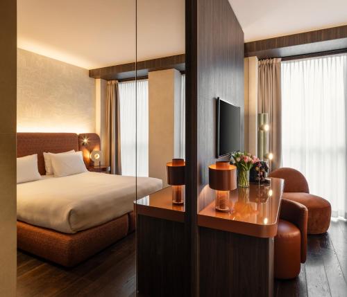 room detail thumbnail 0