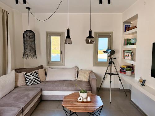 Apademia Skyros Luxury Apartment in Skyros
