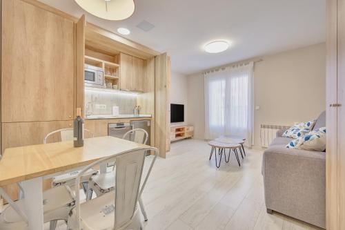 Burgos Rooms Catedral by Clabao - La Costana