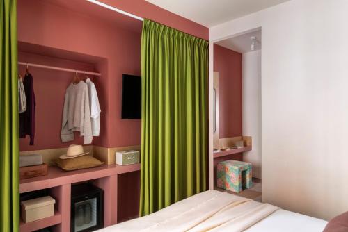 Hotel Cortina - image 29