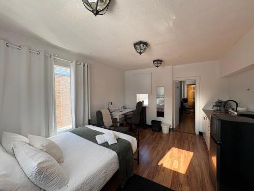 Stone House Kenora in เคโนรา (ON)