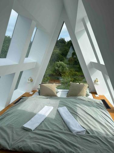 Skyframe Cabin in Kotenesti