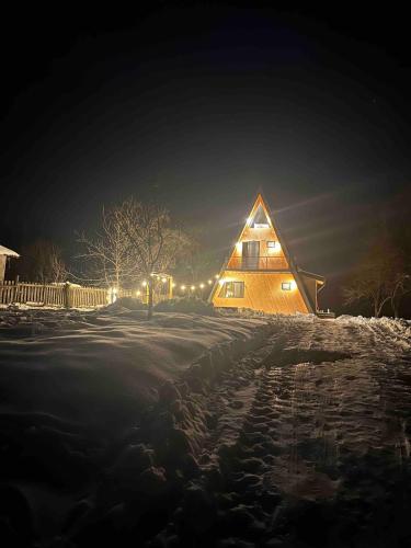 Skyframe Cabin in Kotenesti