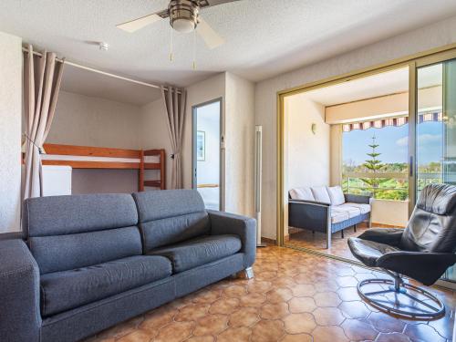 Apartment Les Caraïbes by Interhome