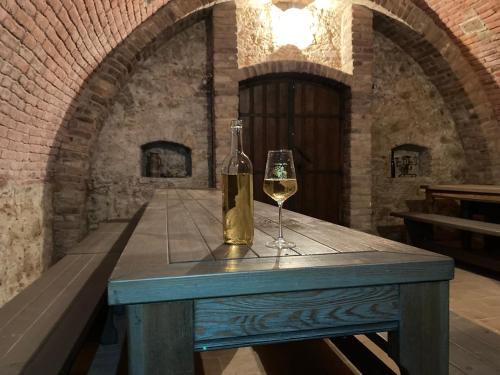 Viesnīcas āriene, Penzion se sklepem Brod nad Dyjí (Penzion se sklepem Brod nad Dyji) in Pasohlavki