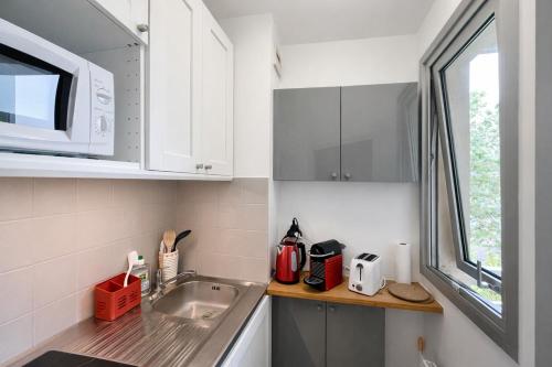 Facilities, Relax-Parc des expos-Wifi by La cle des expos in Vanves